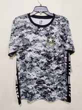 Load image into Gallery viewer, Short sleeve Tshirt (US ARMY)
